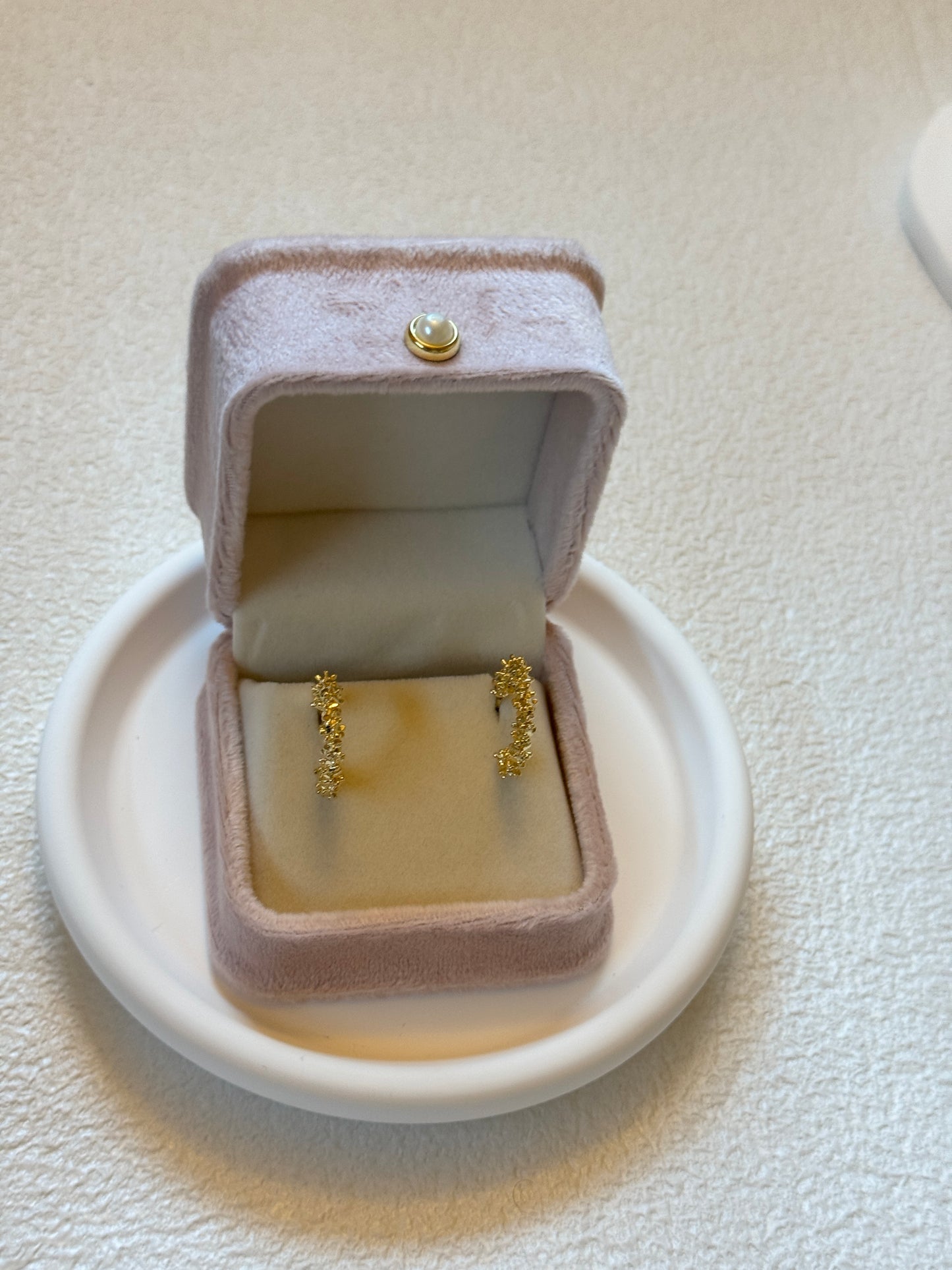 Ava Gold Hoop Earrings