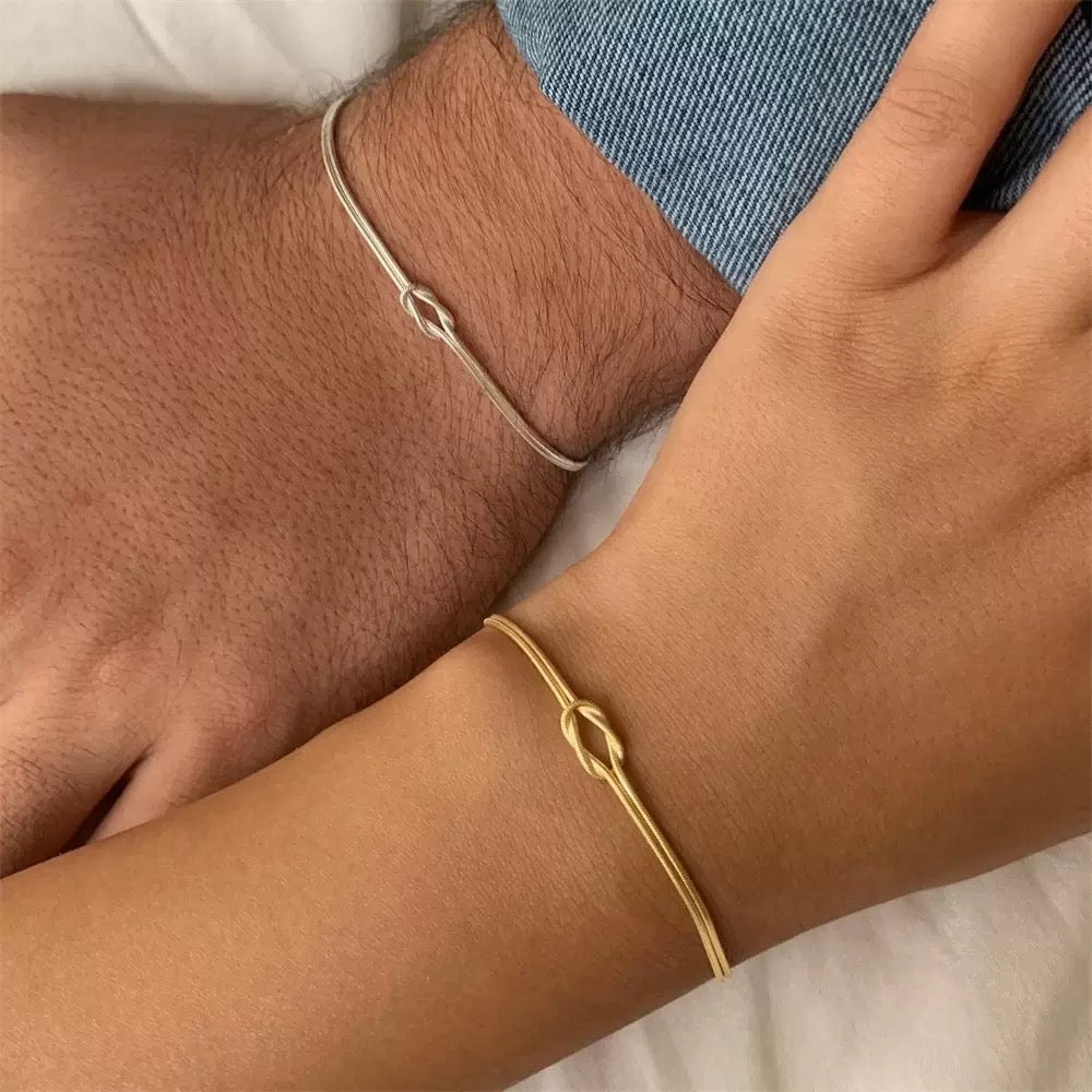 Titanium Steel Couple’s Knot Chain Bracelet Handmade Knot Clavicle Chain Herringbone