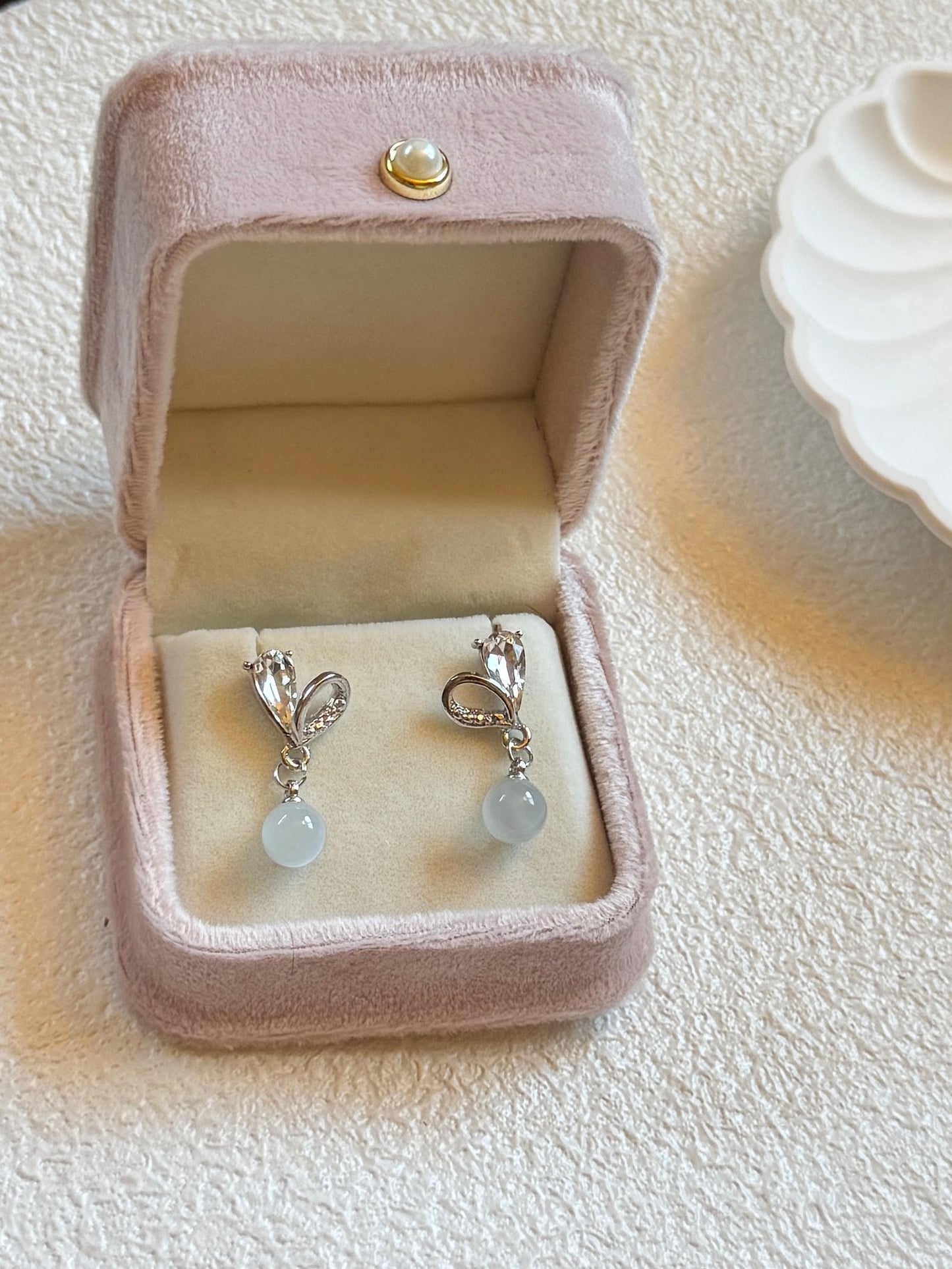 Heart Shaped Stone Exquisite Earrings for Women