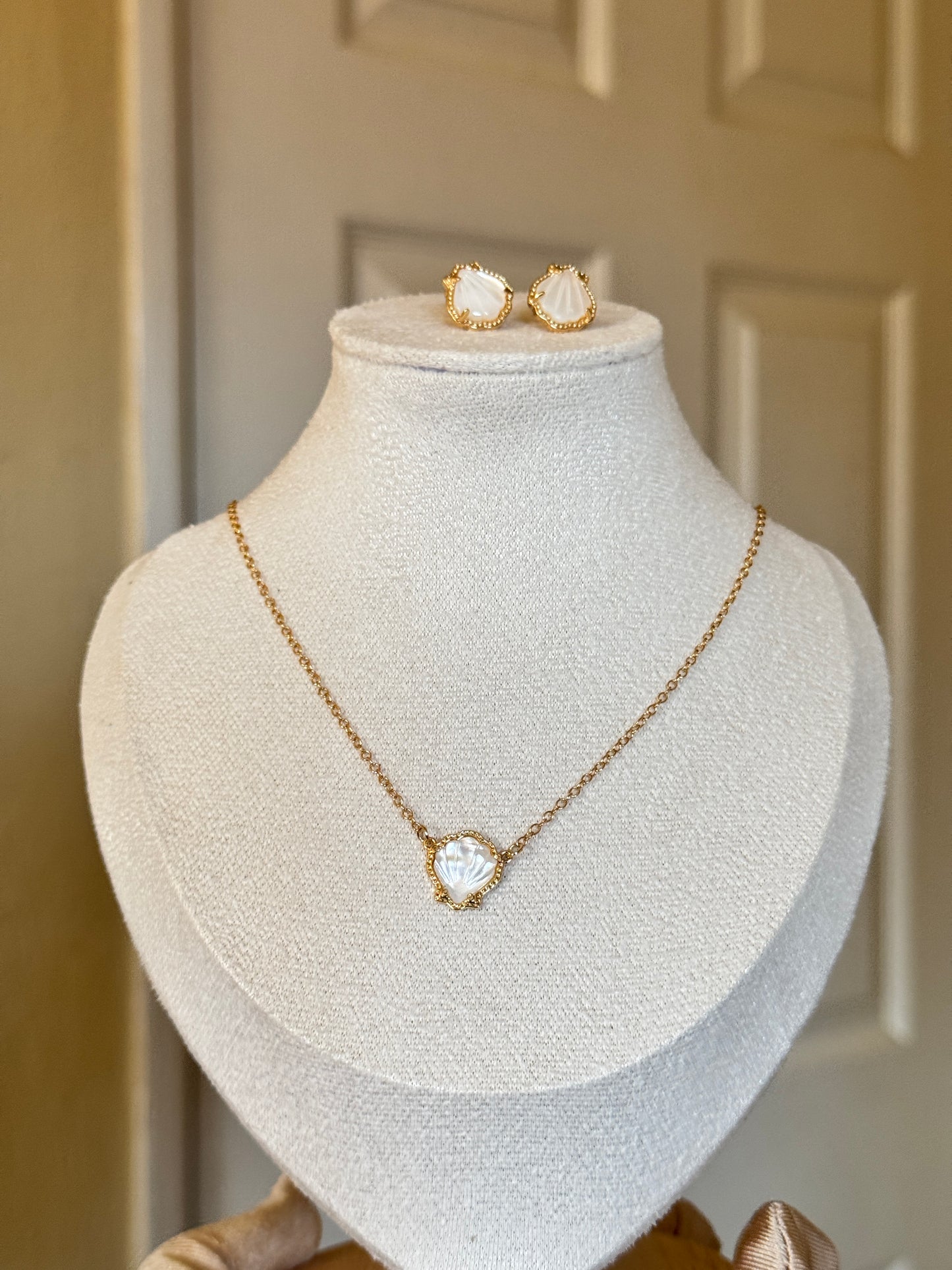shell necklace Set