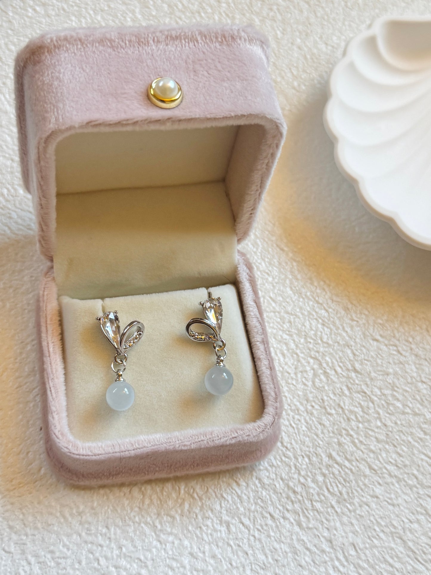 Heart Shaped Stone Exquisite Earrings for Women