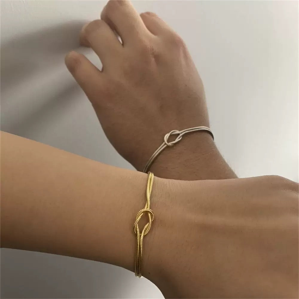 Titanium Steel Couple’s Knot Chain Bracelet Handmade Knot Clavicle Chain Herringbone