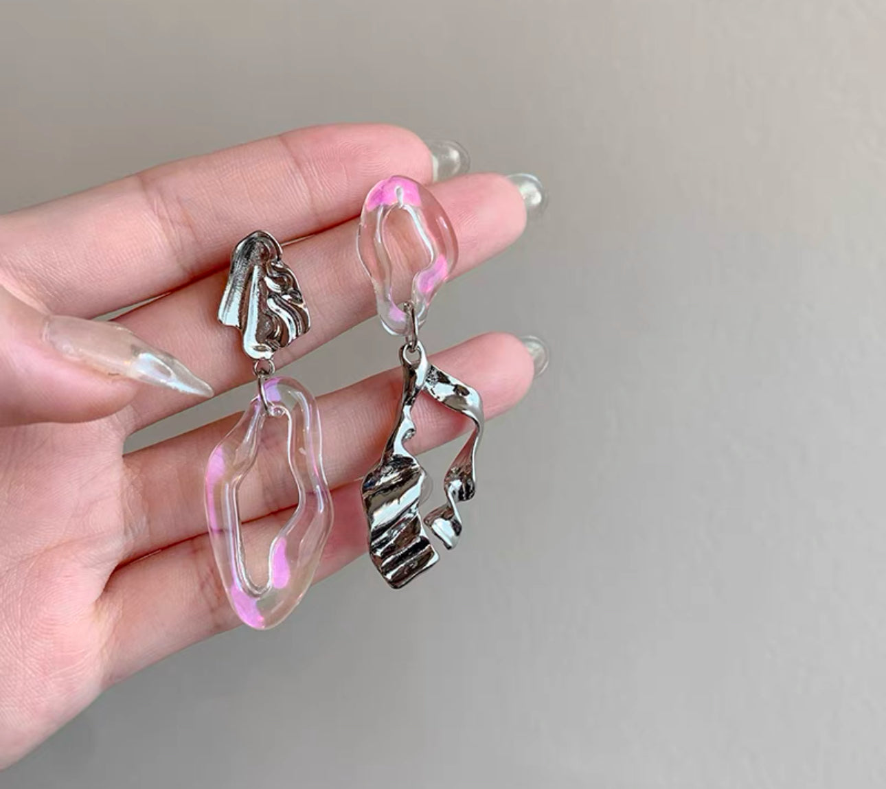 Geometric light resin silver needle earrings